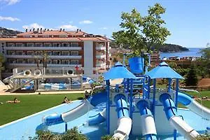 Hotel Gran Garbi Mar & Aquasplash يوريت دي مار